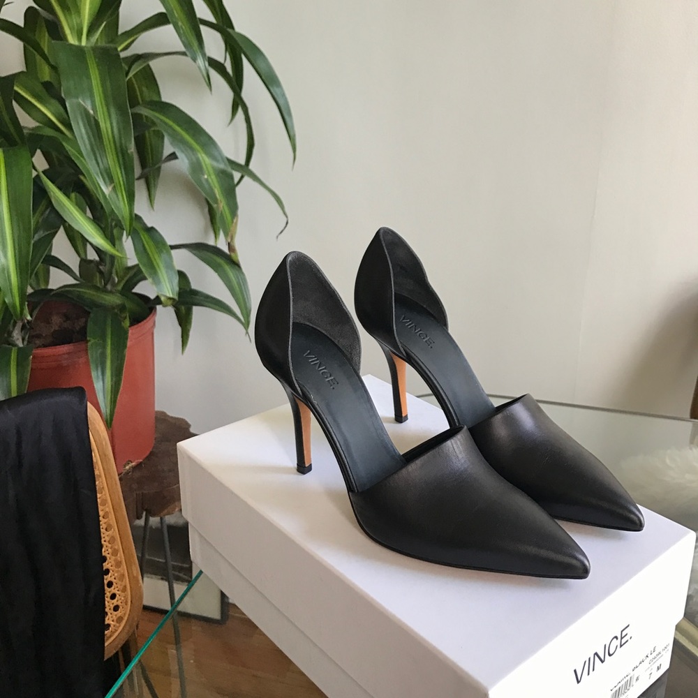Vince Claire heel black size 7! Never worn!